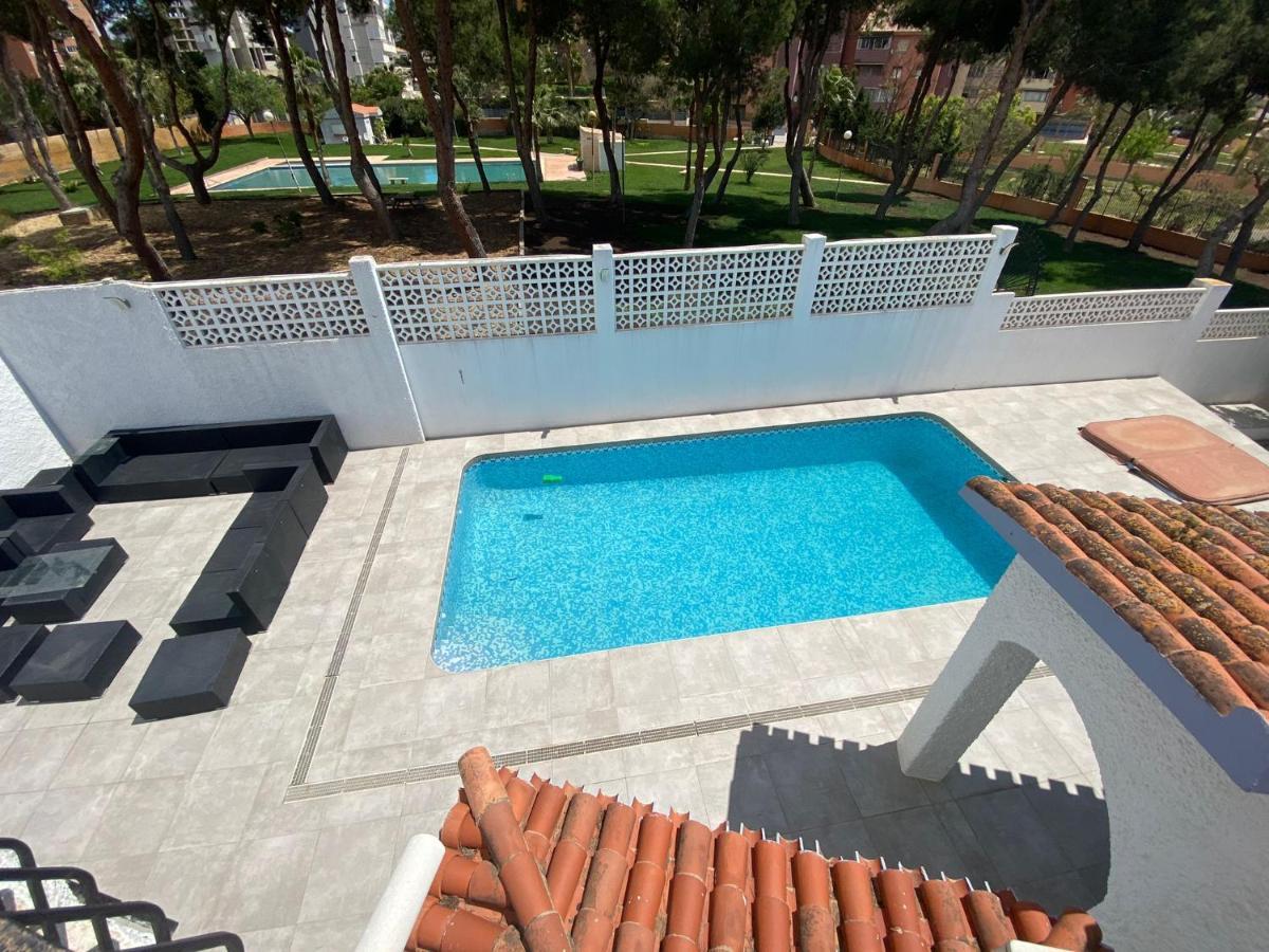 Villa Con Piscina A Un Paso De La Playa Benidorm Exterior photo