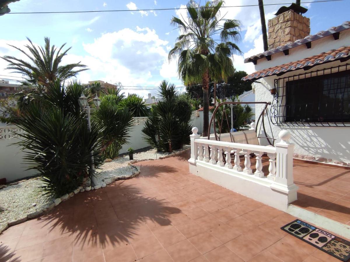 Villa Con Piscina A Un Paso De La Playa Benidorm Exterior photo